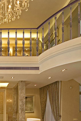 古銅（tóng）立柱