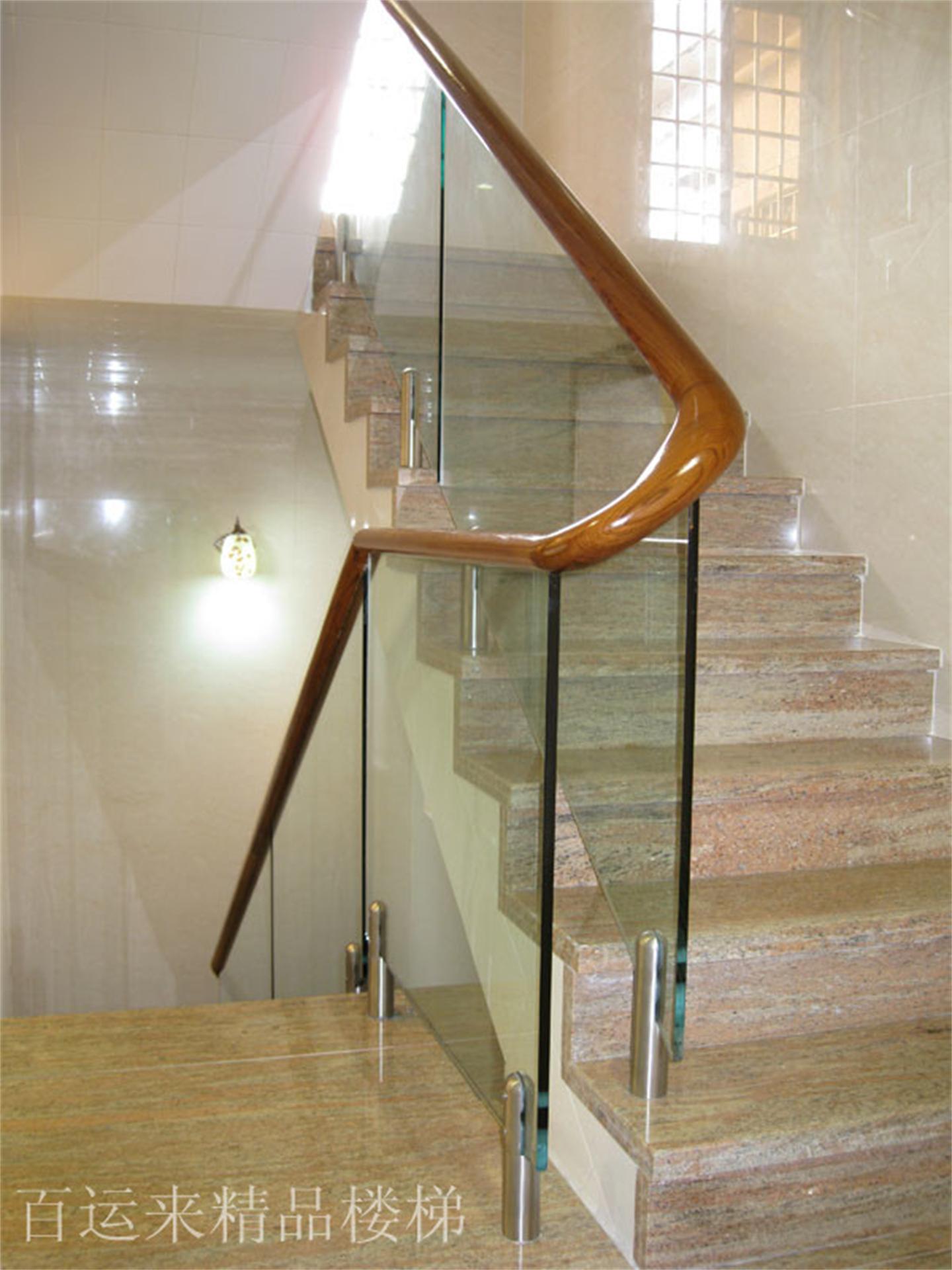 落地玻璃樓梯案例